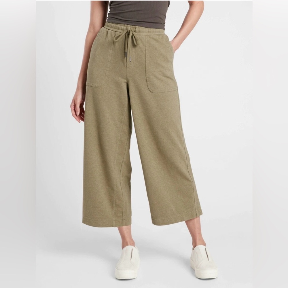 Athleta Farallon Heathered Wide Leg Cropped Shadow Olive Drawstring Pants Sz 6